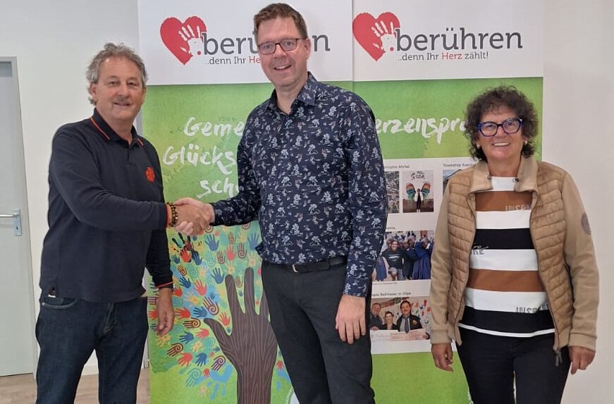 Neues Sportfeld für die Groupe Scolaire in Giti